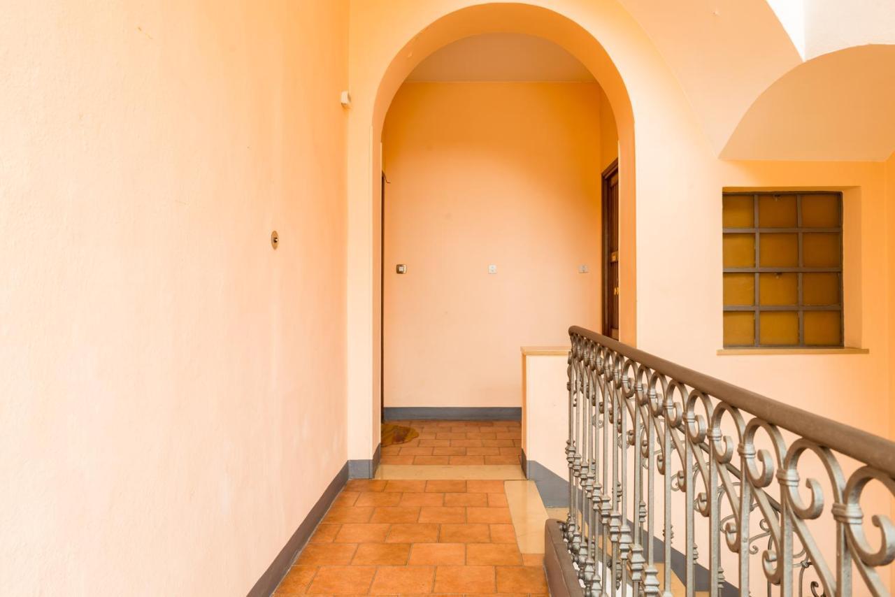 Alessandria Central Apt 10Min Walk Central Station エクステリア 写真